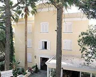 Aparthotel Villa Igea 3* Capri
